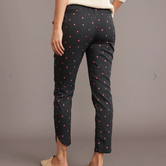 Marine layer Allison Pant in Black/Queen of Hearts Print - Picture 5 of 9